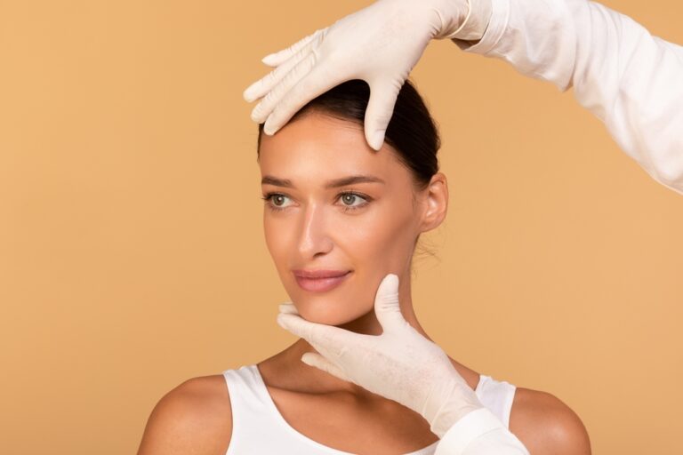 What’s the Difference Between a Deep Plane Facelift and Traditional Facelift?